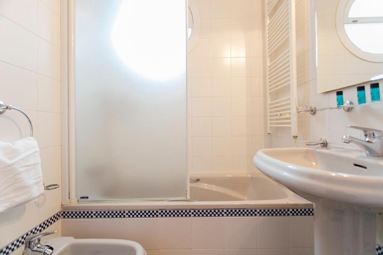 Wide With Terrace- 2bd 1bth- Santa Cruz Apartamento